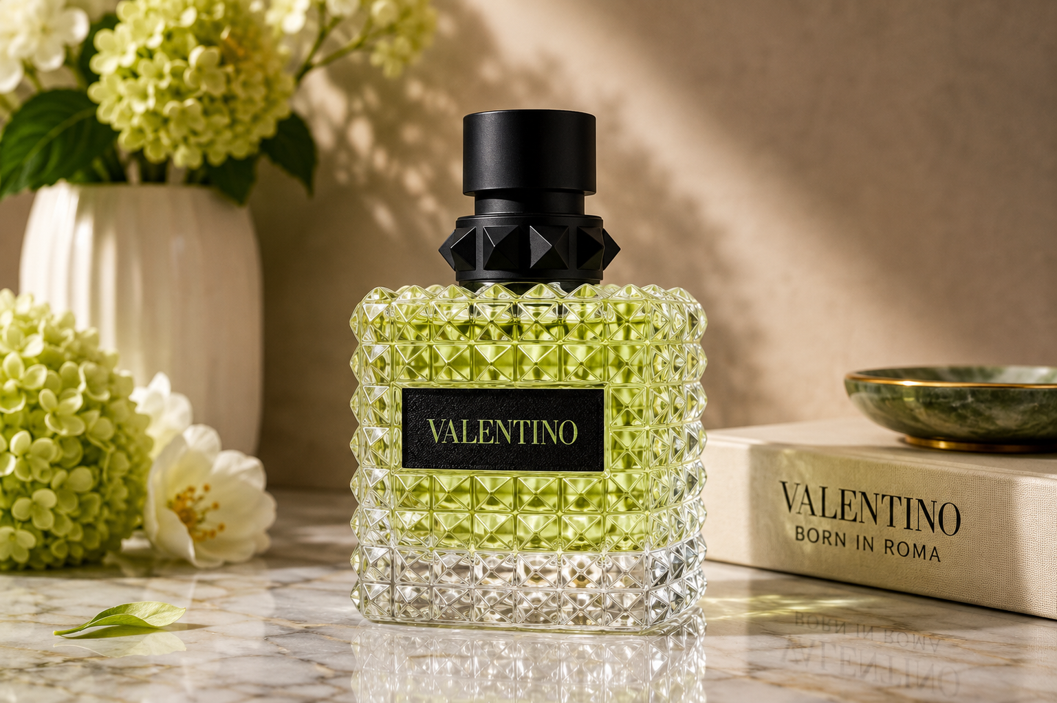 Valentino Born in Roma Green Stravaganza